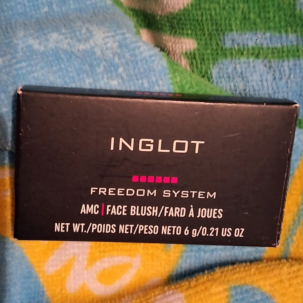 NWT INGLOT FREEDOM SYSTEM AMC FACE BLUSH #70